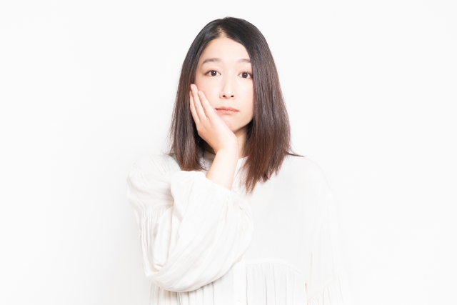 顔面神経麻痺で飲み物がこぼれる