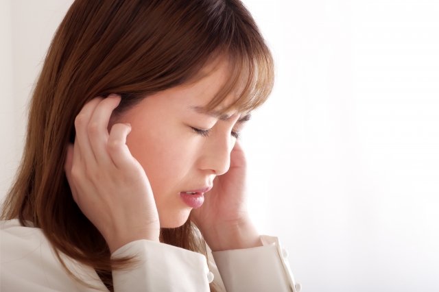 嫌いな人といると耳鳴りが強くなる