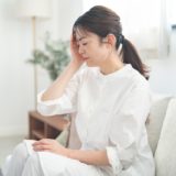 顔面神経麻痺で顔が片側だけ垂れている