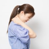 首の後ろが熱い(熱感)自律神経の不調が原因かも?